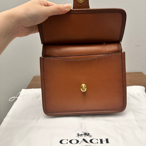 Coach Willis Top Handle 18 - Picture 3 of 6